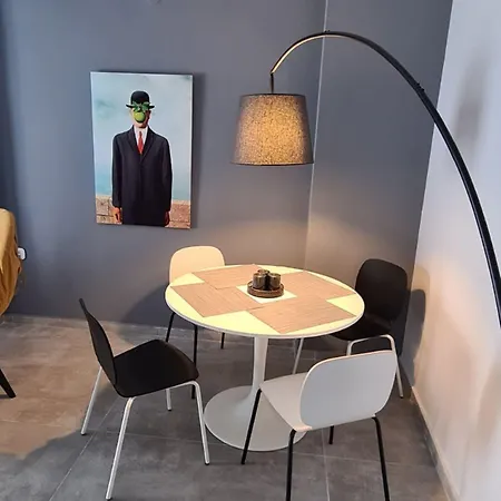 Flat 66 Premium Urban Retreat In The Center Of *