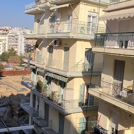 Apartment Flat 66 Premium Urban Retreat In The Center Of