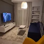 Flat 66 Premium Urban Retreat In The Center Of 塞萨洛尼基