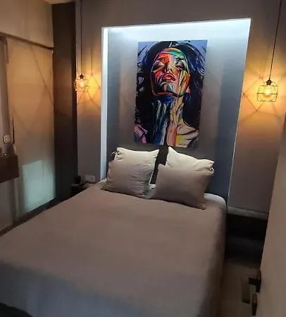 Flat 66 Premium Urban Retreat In The Center Of شقة سالونيك