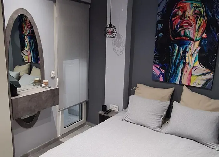 公寓 Flat 66 Premium Urban Retreat In The Center Of 塞萨洛尼基